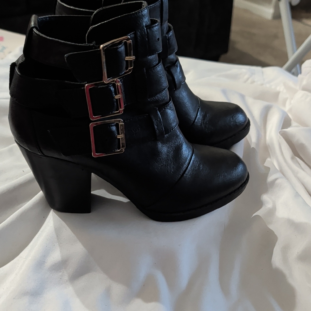 Steve Madden Black Triple-Buckle Ankle Booties